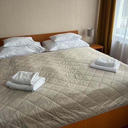 Hotel Evan U Hoffera Topoľčany Esterno foto