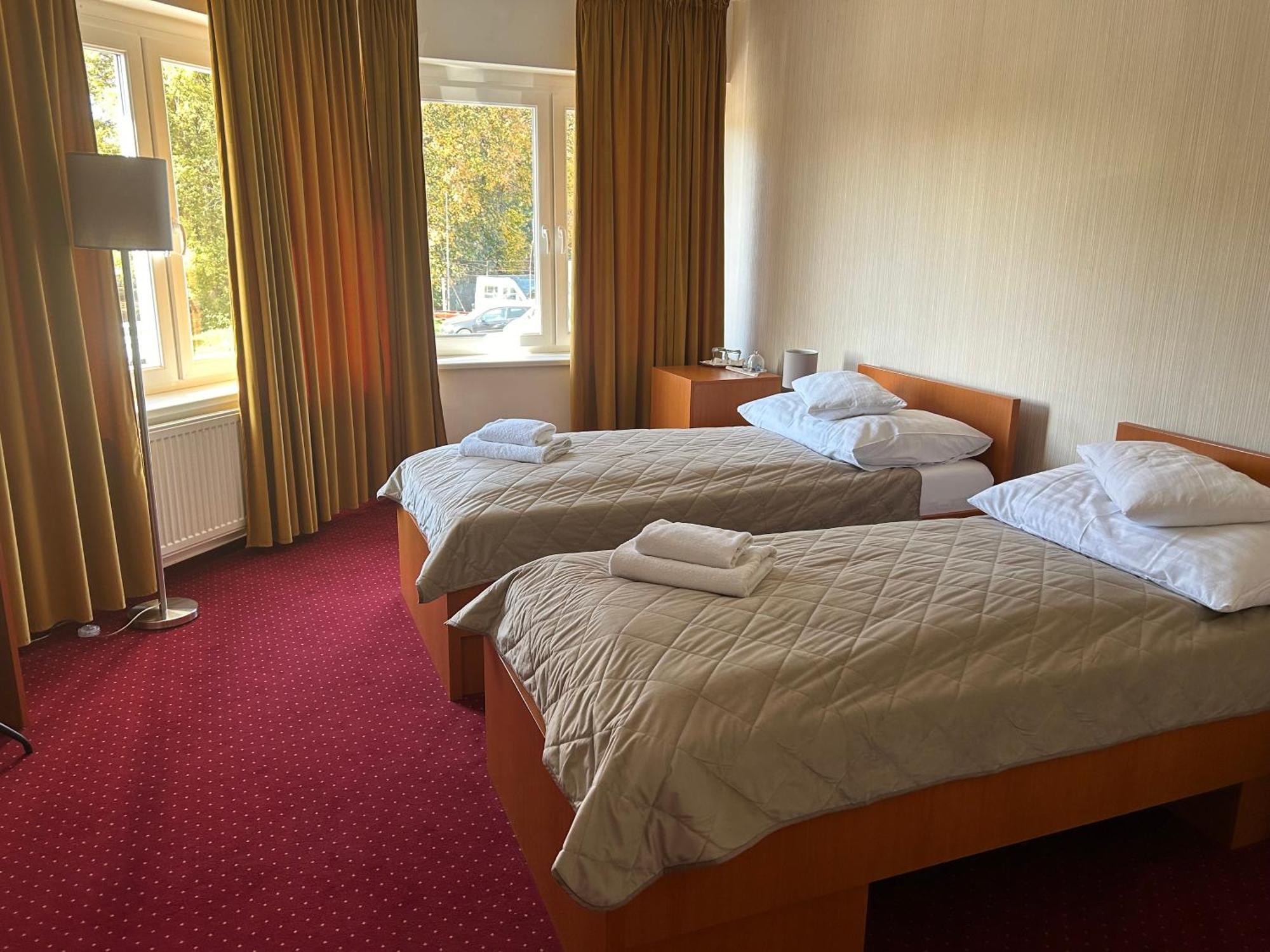 Hotel Evan U Hoffera Topoľčany Esterno foto