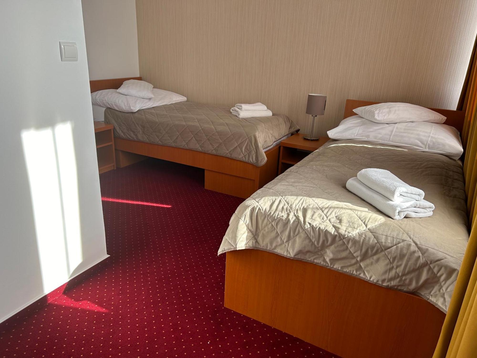 Hotel Evan U Hoffera Topoľčany Esterno foto