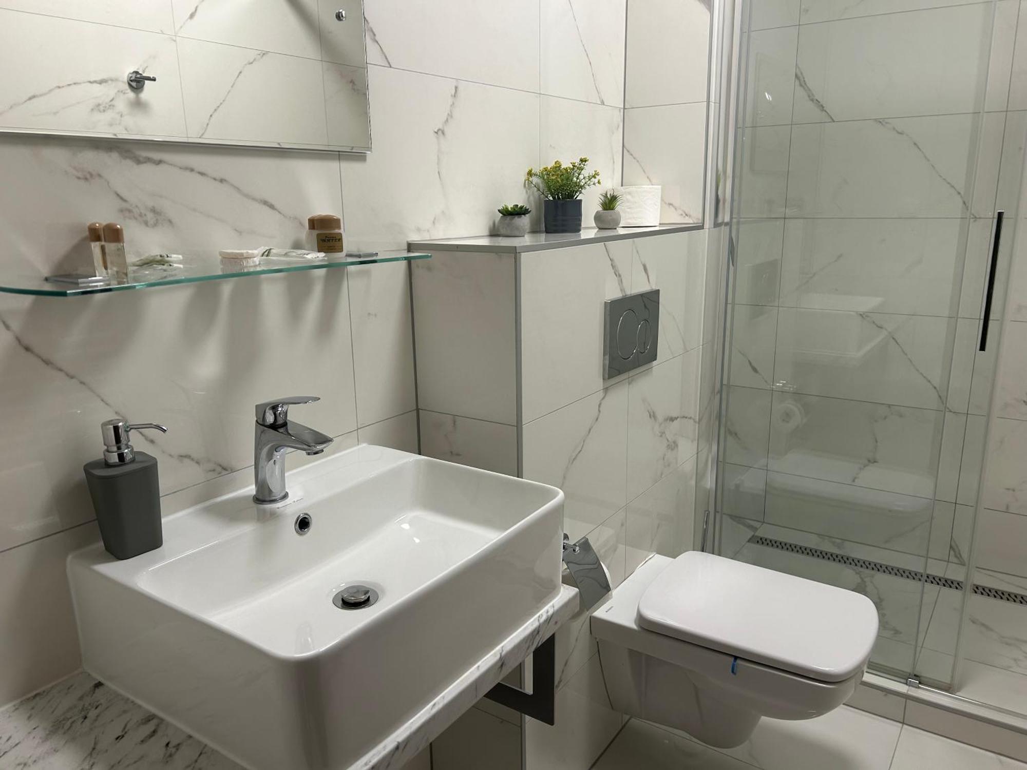 Hotel Evan U Hoffera Topoľčany Esterno foto