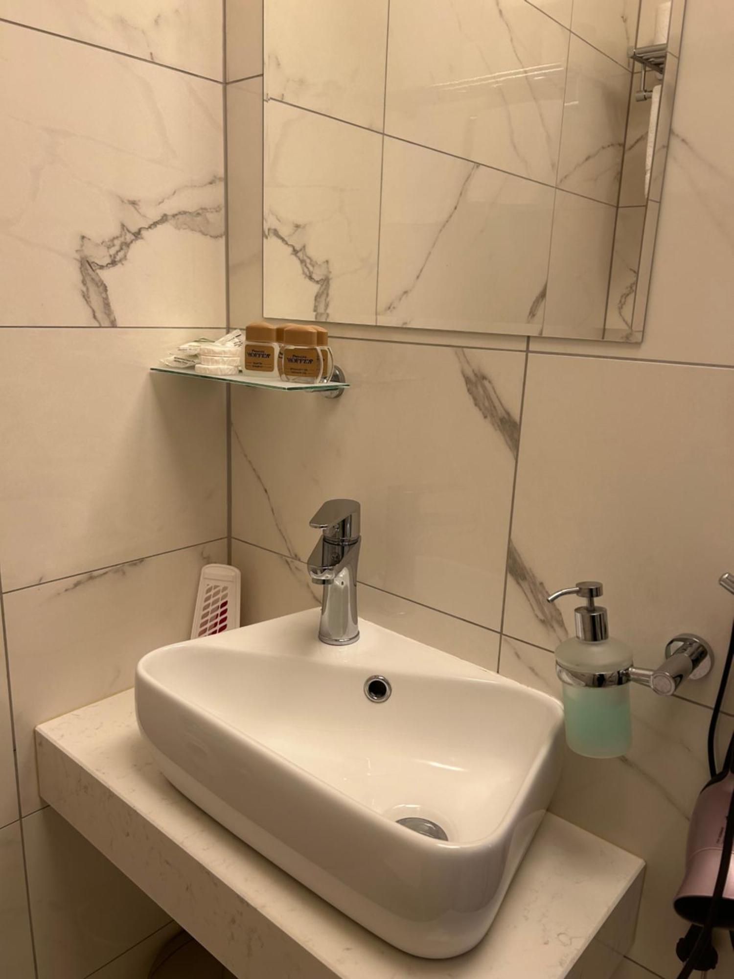 Hotel Evan U Hoffera Topoľčany Esterno foto