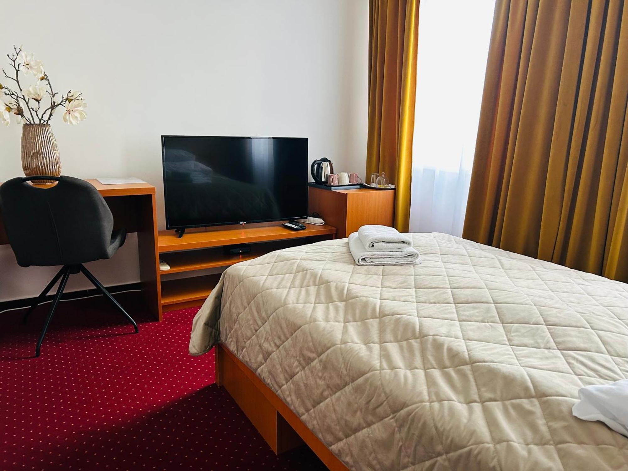 Hotel Evan U Hoffera Topoľčany Esterno foto