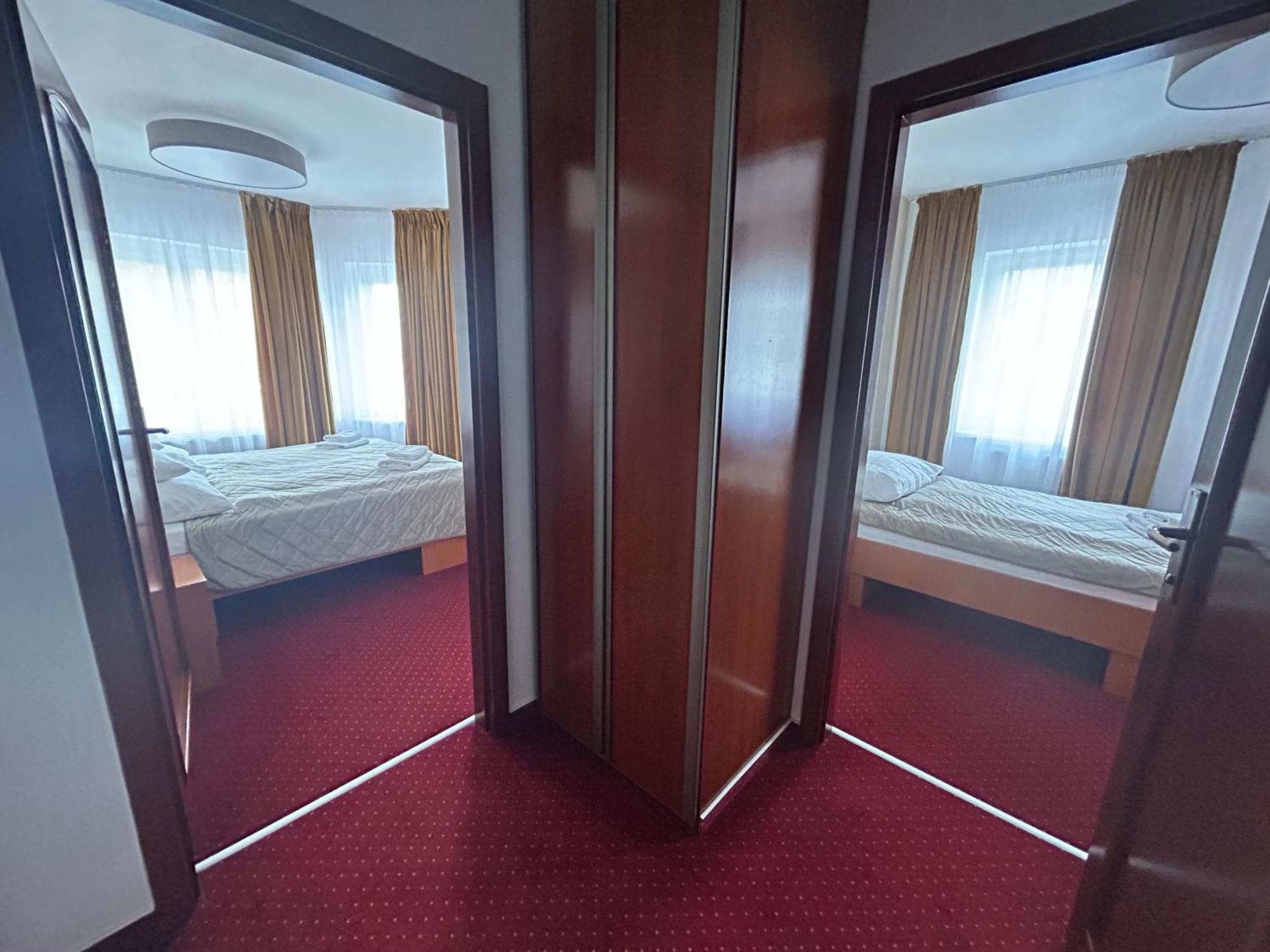 Hotel Evan U Hoffera Topoľčany Esterno foto